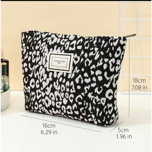 Animal Print Makeup Toiletries Travel Bag - Picture 3 of 5